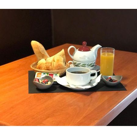 Bar Hotel Du Centre Montrevel-en-Bresse المظهر الخارجي الصورة