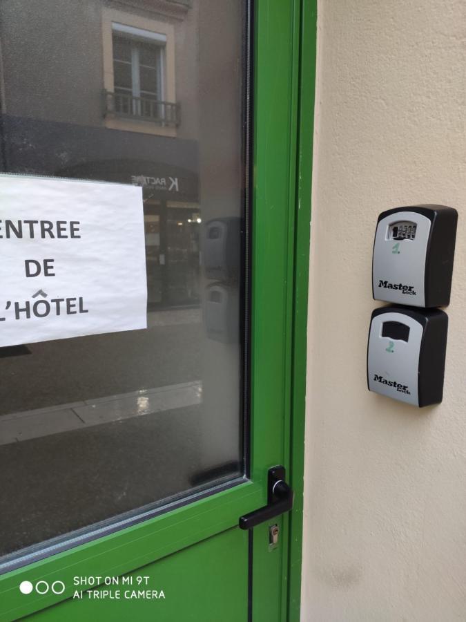Bar Hotel Du Centre Montrevel-en-Bresse المظهر الخارجي الصورة