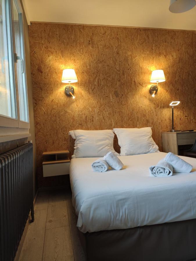 Bar Hotel Du Centre Montrevel-en-Bresse المظهر الخارجي الصورة