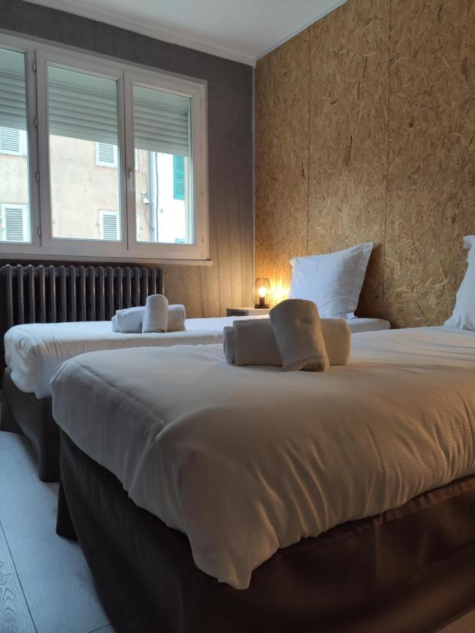 Bar Hotel Du Centre Montrevel-en-Bresse المظهر الخارجي الصورة