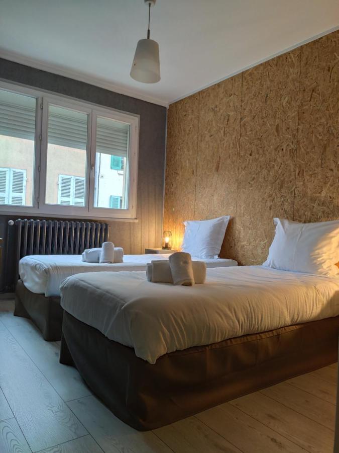 Bar Hotel Du Centre Montrevel-en-Bresse المظهر الخارجي الصورة